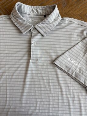Columbia Men’s Light Gray Striped Polo
